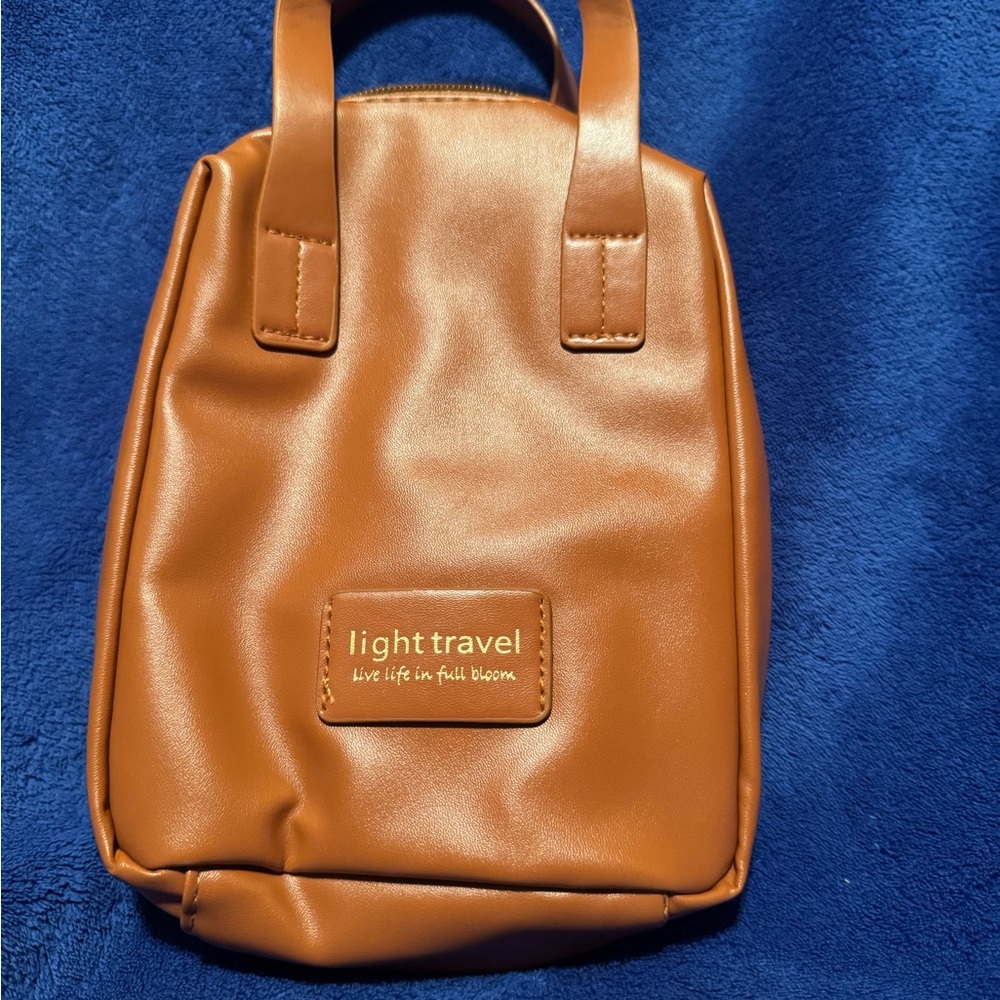NWOT Light Travel Tan Women's Travel Bag